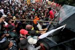 Petani Gagal Tembus Pagar Istana