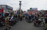 Parade Nusantara Blokir Jalan Solo-Semarang-Jogja
