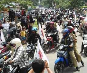 SBY Datang, Ribuan Anggota Parade Nusantara Turun ke Jalan