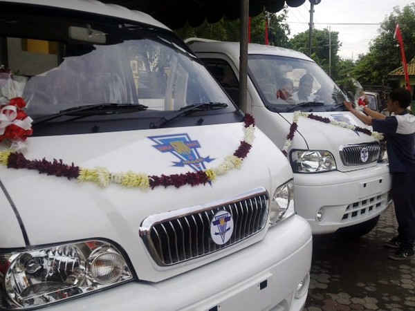 Esemka Patua, Pikap dari Surabaya