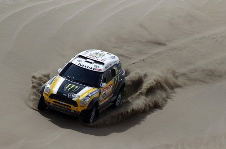 Roma Kalahkan Peterhansel di Stage ke-10