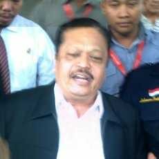 Politikus Demokrat Amrun Daulay Mundur dari DPR Politikus Demokrat Amrun Daulay Mundur dari DPR