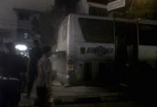Bus TransJ Terbakar di Mampang, Penumpang Panik 