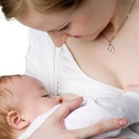 Tak Perlu Cemas Jika Bayi Lebih Rewel Ketika Diberi ASI