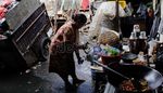 Suka Duka Pahlawan Kebersihan Jakarta