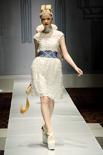 Sebastian Gunawan Shanghai Swing at Grand Ballroom Hotel Mulia. Senayan. Jakarta. 11/01/2012. [Foto: Mohammad Abduh/Wolipop]