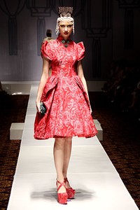 Sebastian Gunawan Shanghai Swing at Grand Ballroom Hotel Mulia. Senayan. Jakarta. 11/01/2012. [Foto: Mohammad Abduh/Wolipop]