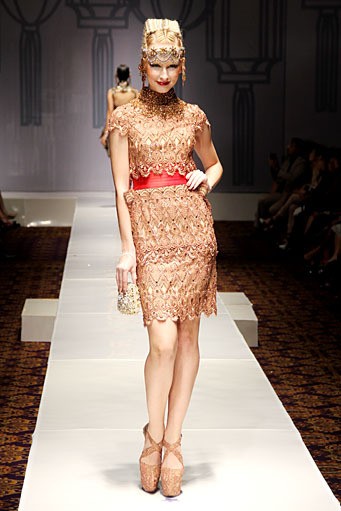 Sebastian Gunawan Shanghai Swing at Grand Ballroom Hotel Mulia. Senayan. Jakarta. 11/01/2012. [Foto: Mohammad Abduh/Wolipop]