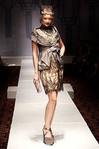 Sebastian Gunawan Shanghai Swing at Grand Ballroom Hotel Mulia. Senayan. Jakarta. 11/01/2012. [Foto: Mohammad Abduh/Wolipop]