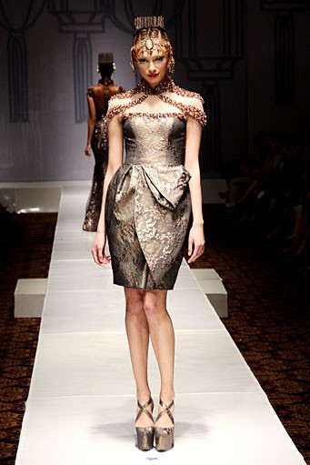 Sebastian Gunawan Shanghai Swing at Grand Ballroom Hotel Mulia. Senayan. Jakarta. 11/01/2012. [Foto: Mohammad Abduh/Wolipop]