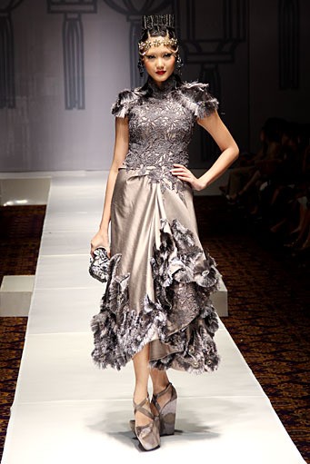 Sebastian Gunawan Shanghai Swing at Grand Ballroom Hotel Mulia. Senayan. Jakarta. 11/01/2012. [Foto: Mohammad Abduh/Wolipop]