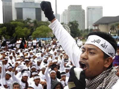 Massa Desak Israel Hengkang dari Palestina