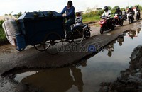 Butuh kewaspadaan penuh saat melintasi jalur ini.