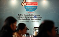 Diskusi ini membahas tentang seputar kesehatan wanita semasa hamil dari beragam perspektif baik dari sisi makro.