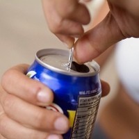 Minuman Soda Berisiko Sebabkan Timbunan Lemak di Sekitar Organ