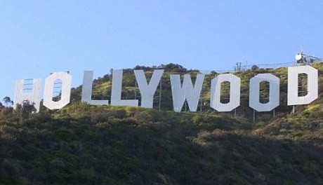Hiii... Kepala Manusia Ditemukan Dekat Papan Nama Hollywood