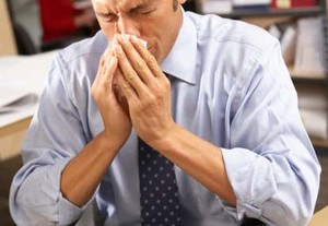 30 Persen Pekerja Tetap Masuk Kantor Meski Sakit