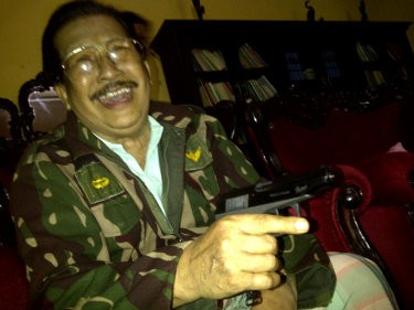 Rumah Disatroni Maling, Pistol Purnawirawan Kopassus Menyalak 3 Kali