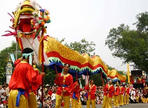 Tet Ngunyen Dan, Imlek Ala Vietnam