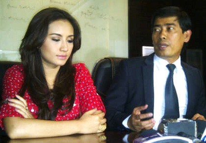 Tak Hanya Diteror, Shinta Bachir Juga Dihina Mantan Kapolda