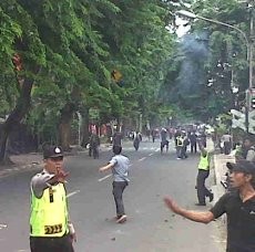 Massa FBR & PP Bubar, Jl Percetakan Negara Dibuka Kembali