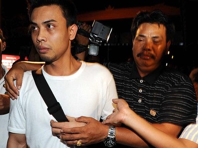 Isak Tangis Sambut ABK Costa Concordia