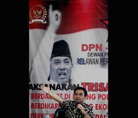 Menurut Effendi Simbolon, pembatasan subsidi BBM terindikasi melanggar konstitusi.