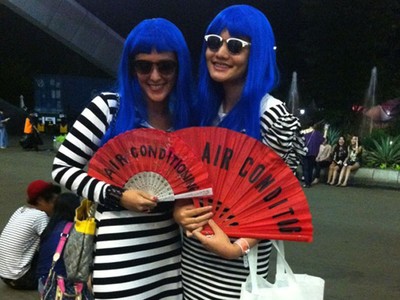 Bergaya di Konser Katy Perry