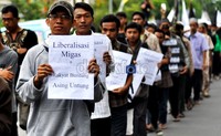HTI menganggap liberalisasi Migas akan menguntungkan pihak asing.
