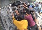 Warga Bakar Mobil Pelaku Pencuri Sapi