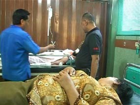 Bus Pariwisata Terbalik di By Pass Krian, 9 Penumpang Luka-luka