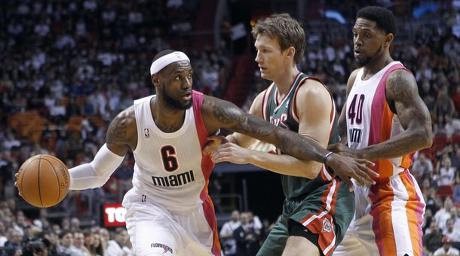 Celtics Bangkit, Heat Ditaklukkan Bucks