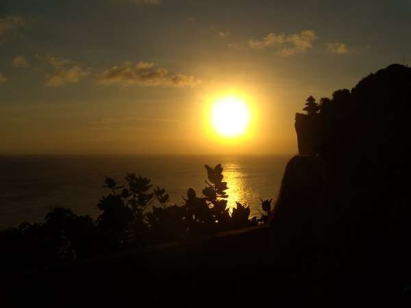 5 Tempat Terbaik Menikmati Sunset di Bali