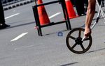Polisi Olah TKP Kecelakaan Xenia Maut