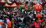 Imlek, Kampung China Ramai Pengunjung