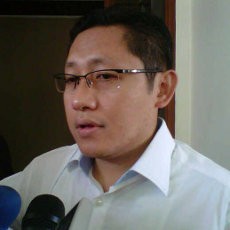 PD Bergolak, Anas Dinobatkan Jadi Bapak Angkat Nelayan