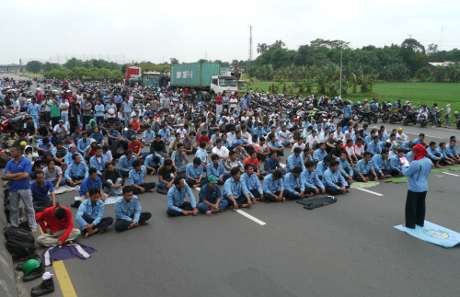 Pemerintah Rapat dengan Buruh dan Pengusaha Sore Ini