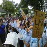 Tol Cikampek Diblokir, Tol Jagorawi Ikut Macet