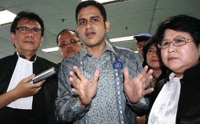 Nazaruddin: Yulianis Cukup Dekat dengan Istri Anas