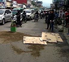 Terlindas Bus DAMRI, Dewi Gagal Hadirkan Kue Ulang Tahun