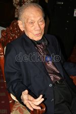 Lee Khoon Choy Ziarah ke TMP Kalibata