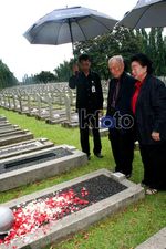 Lee Khoon Choy Ziarah ke TMP Kalibata
