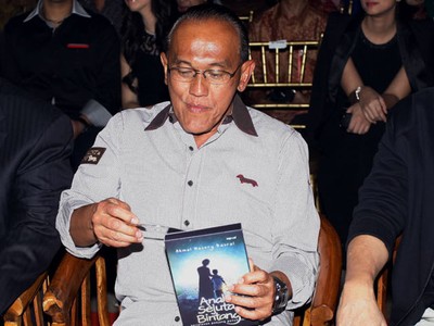 Ical Hadiri Peluncuran Novel Anak Sejuta Bintang