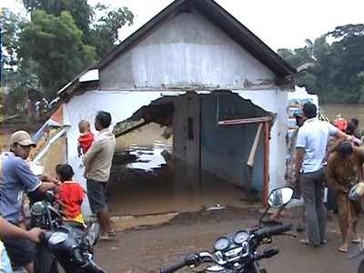 Banjir Bandang Terjang Probolinggo