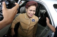 Miranda tiba di gedung KPK, Jl HR Rasuna Said, Jakarta. Ramses/detikcom.