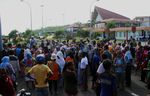Warga Blokir Bandara Pattimura