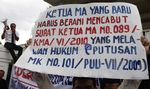 Demo Dugaan Suap Pemilihan Ketua MA