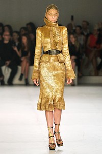 Alexander McQueen, Spring/Summer 2012. Paris Fashion Week 2012. [Foto: Pascal Le Segretain/Getty Images]