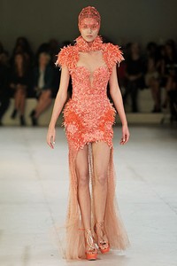 Alexander McQueen, Spring/Summer 2012. Paris Fashion Week 2012. [Foto: Pascal Le Segretain/Getty Images]