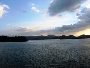 Senja menawan di Pelabuhan Lembar